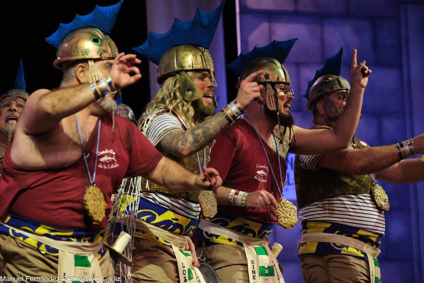 Fotos: &#039;Los que salieron perdiendo&#039; conquistan en preliminares