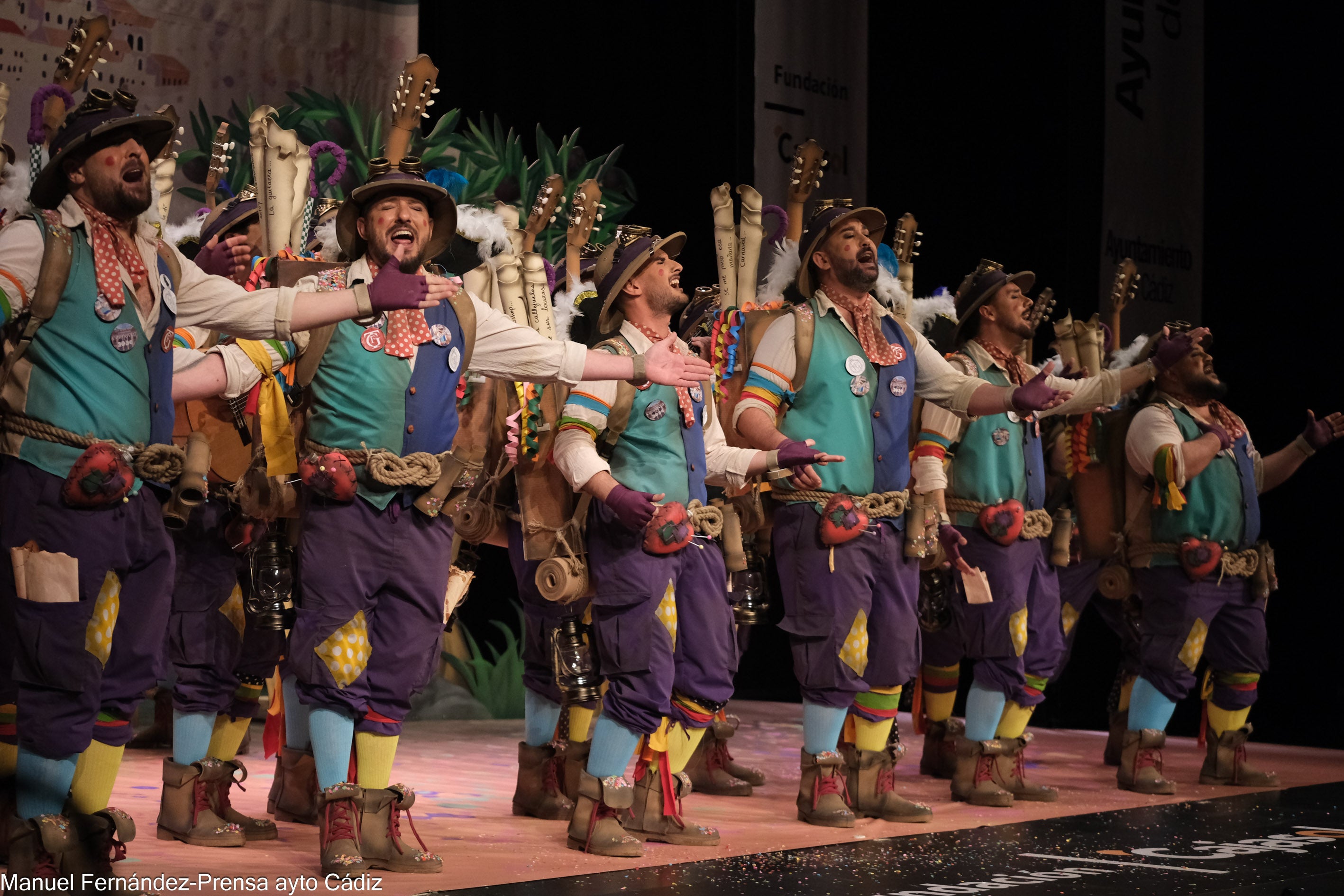 Fotos: &#039;El aventurero&#039; en preliminares