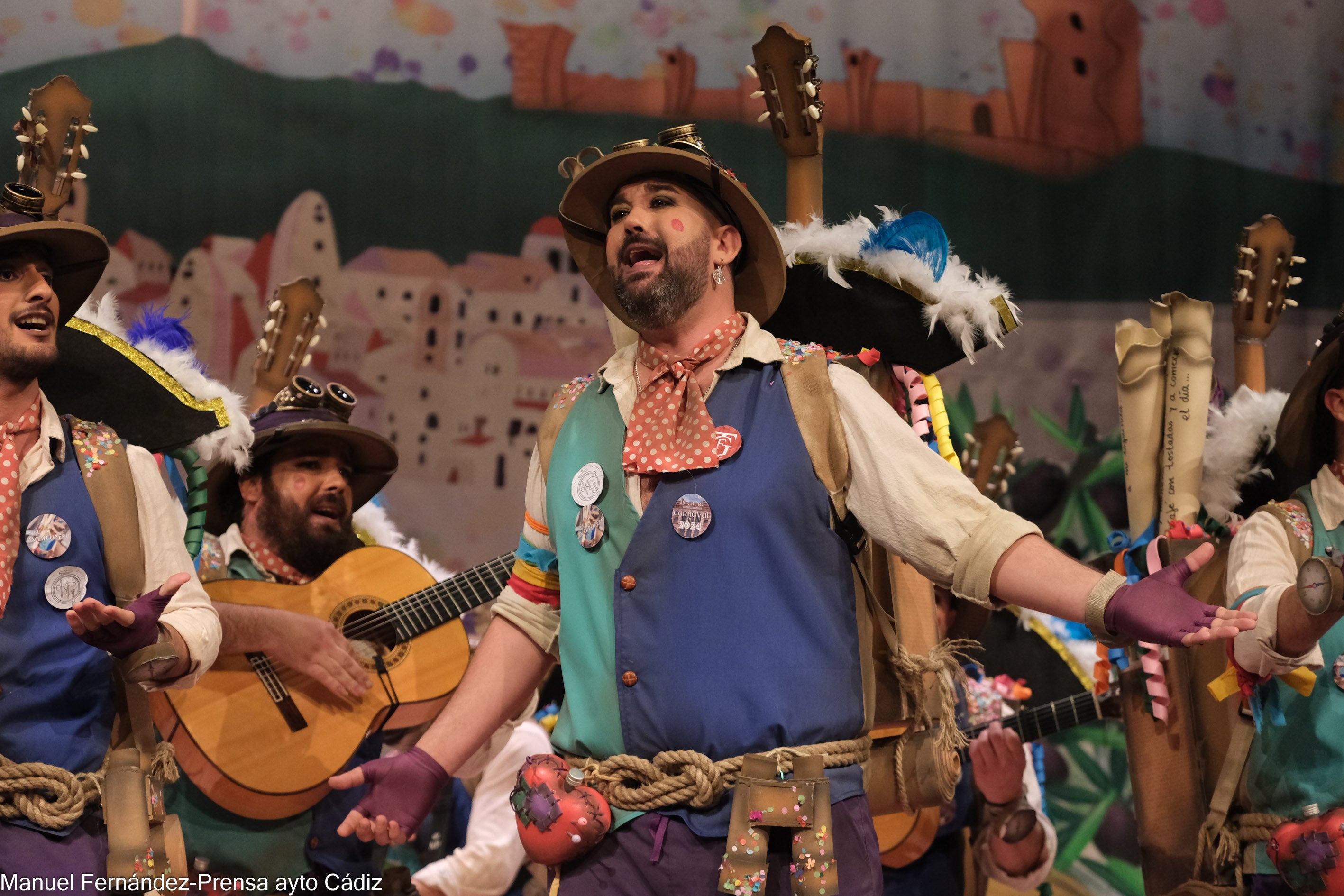 Fotos: &#039;El aventurero&#039; en preliminares