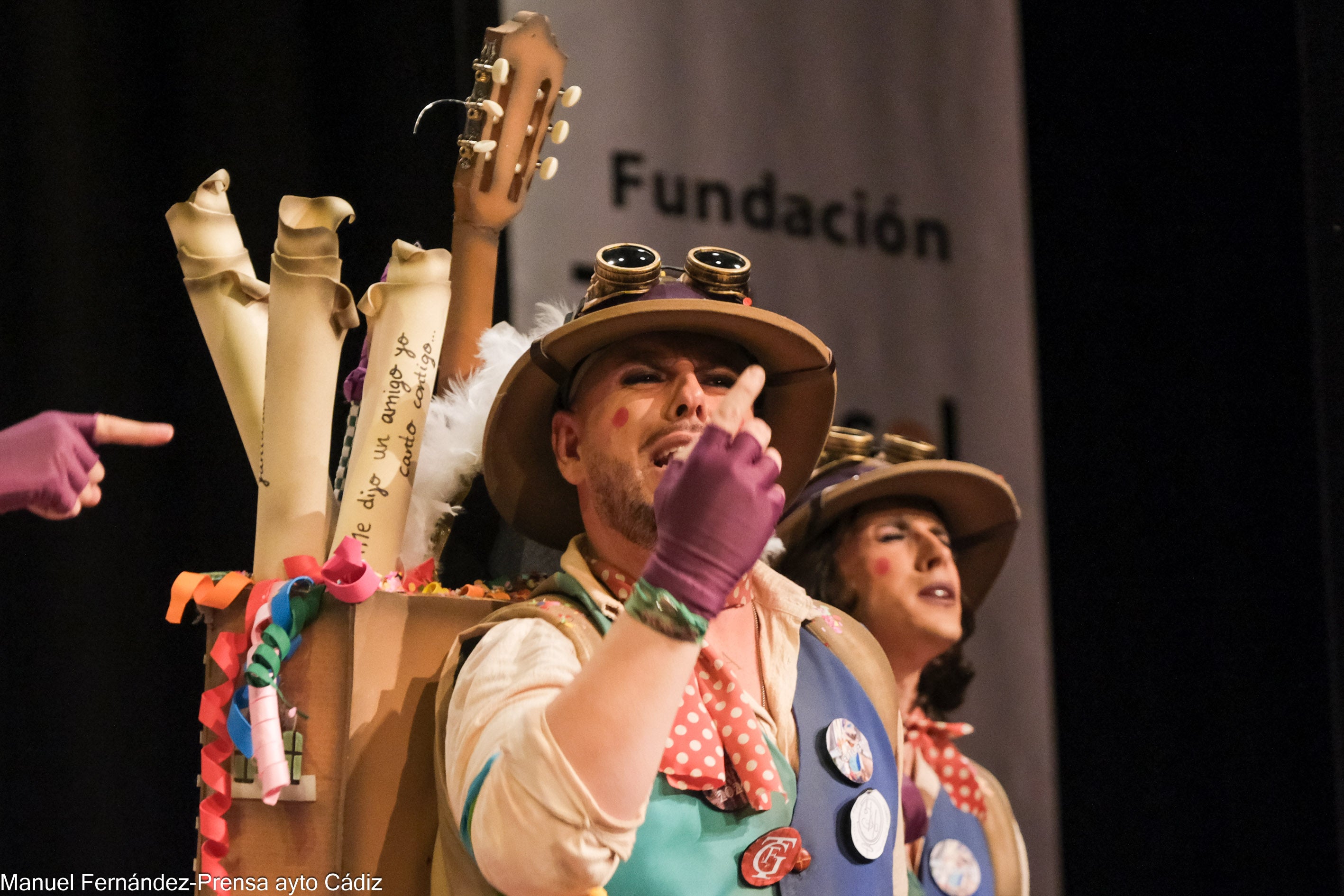 Fotos: &#039;El aventurero&#039; en preliminares