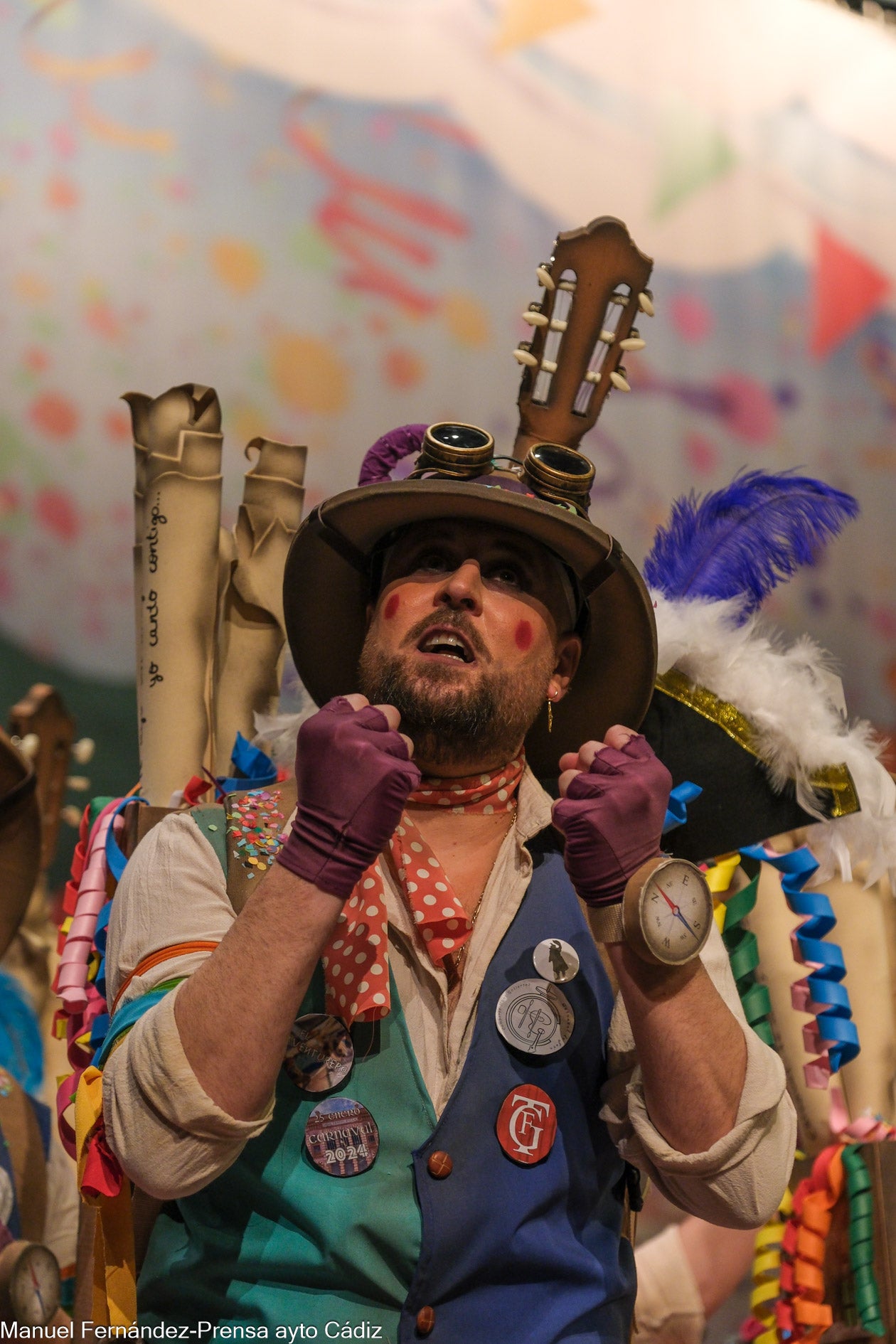 Fotos: &#039;El aventurero&#039; en preliminares