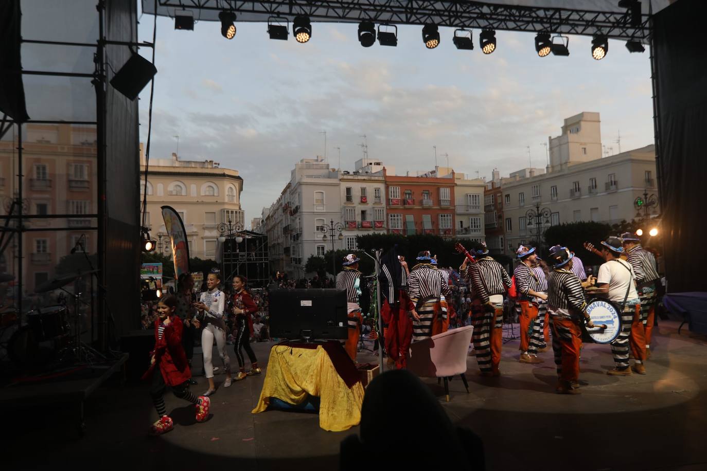 Fotos: Pregón infantil, tanquillos y circuito de agrupaciones en el miércoles de Carnaval