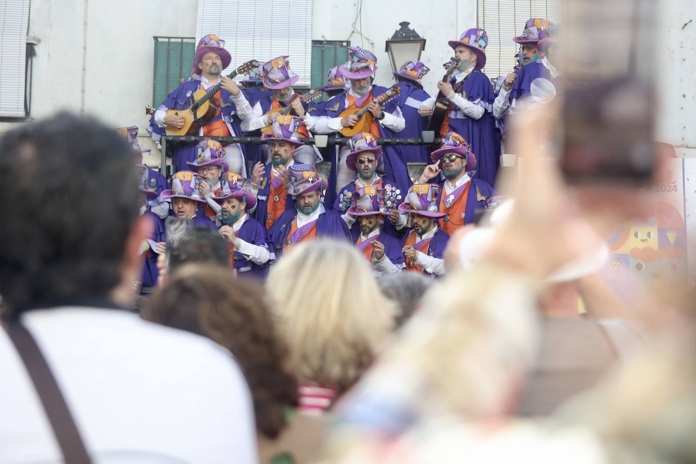 Fotos: Tanguillos, coros y gran ambiente en el sábado de Carnaval