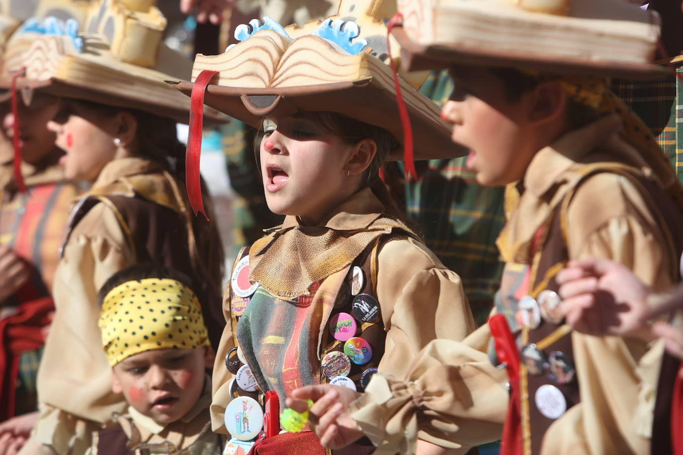 Fotos: Cantera, coros y gran ambiente en un soleado Domingo de Piñata