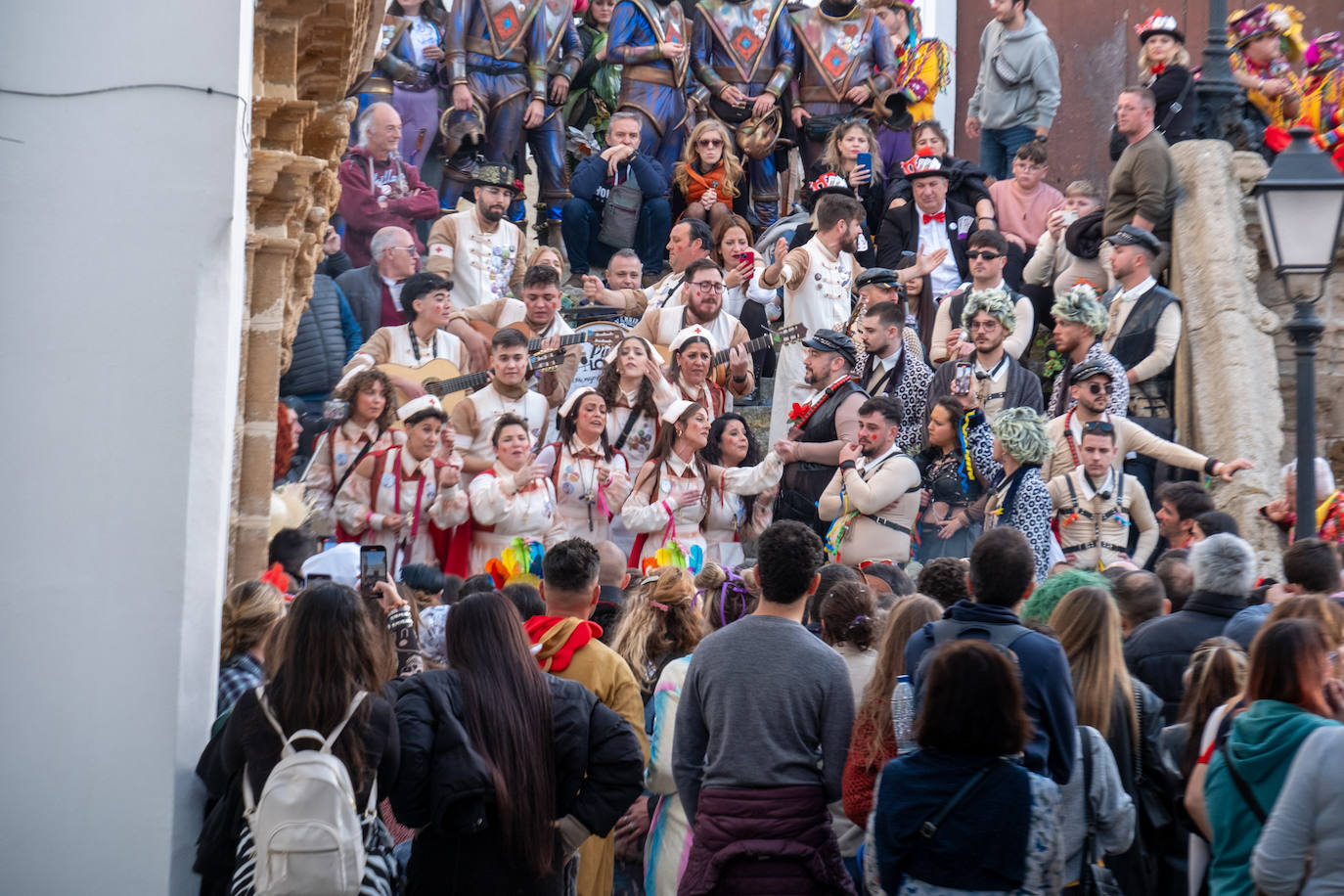 Fotos: La Cabalgata del Humor y El Arrebato cierran el sábado de carnaval