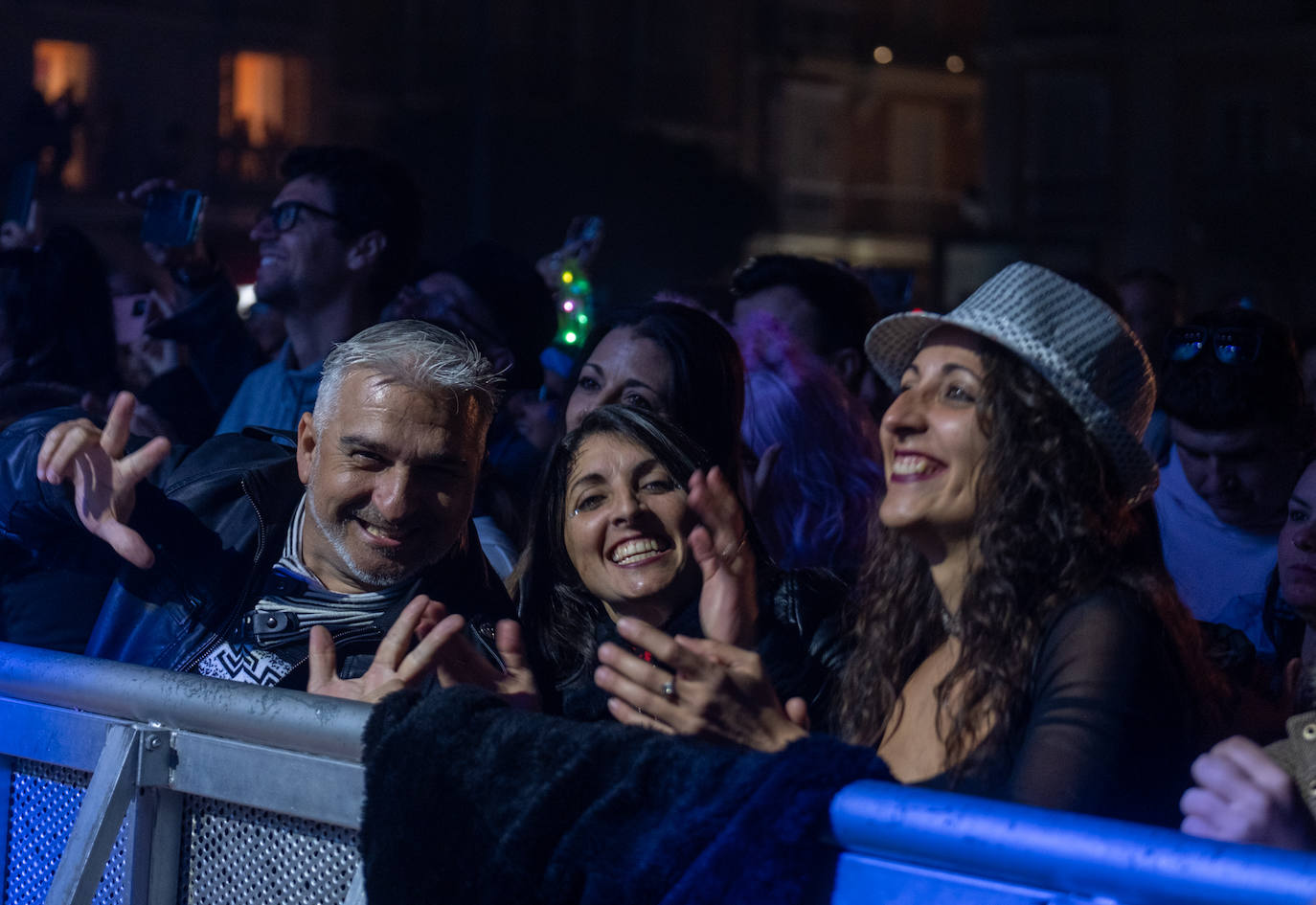 Fotos: La Cabalgata del Humor y El Arrebato cierran el sábado de carnaval