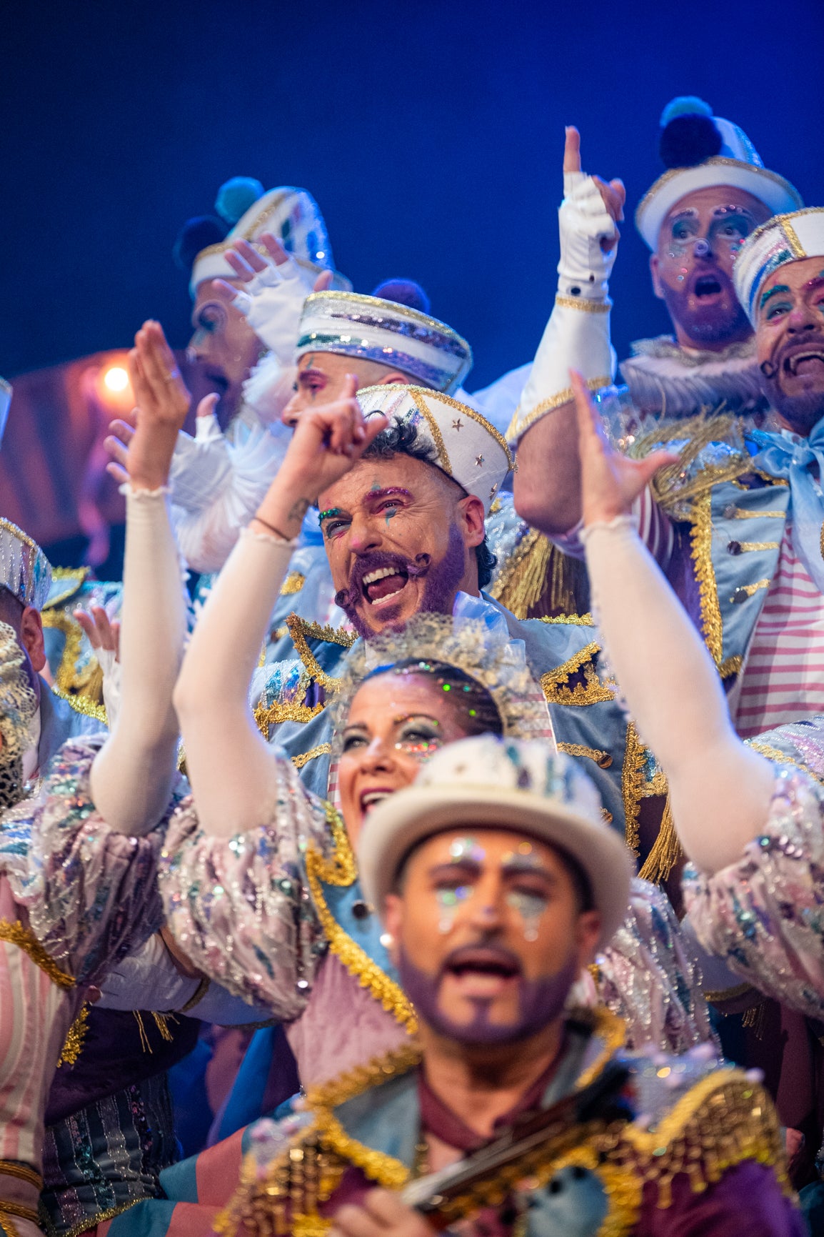 Fotos: Coro &#039;Cádiz, el show&#039; en cuartos