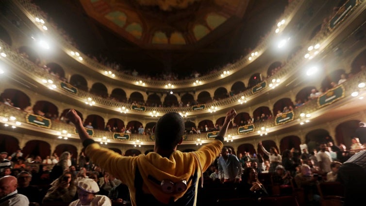 Día de Andalucía y Día de Cádiz: a escena la gran final del COAC 2025 en el Teatro Falla