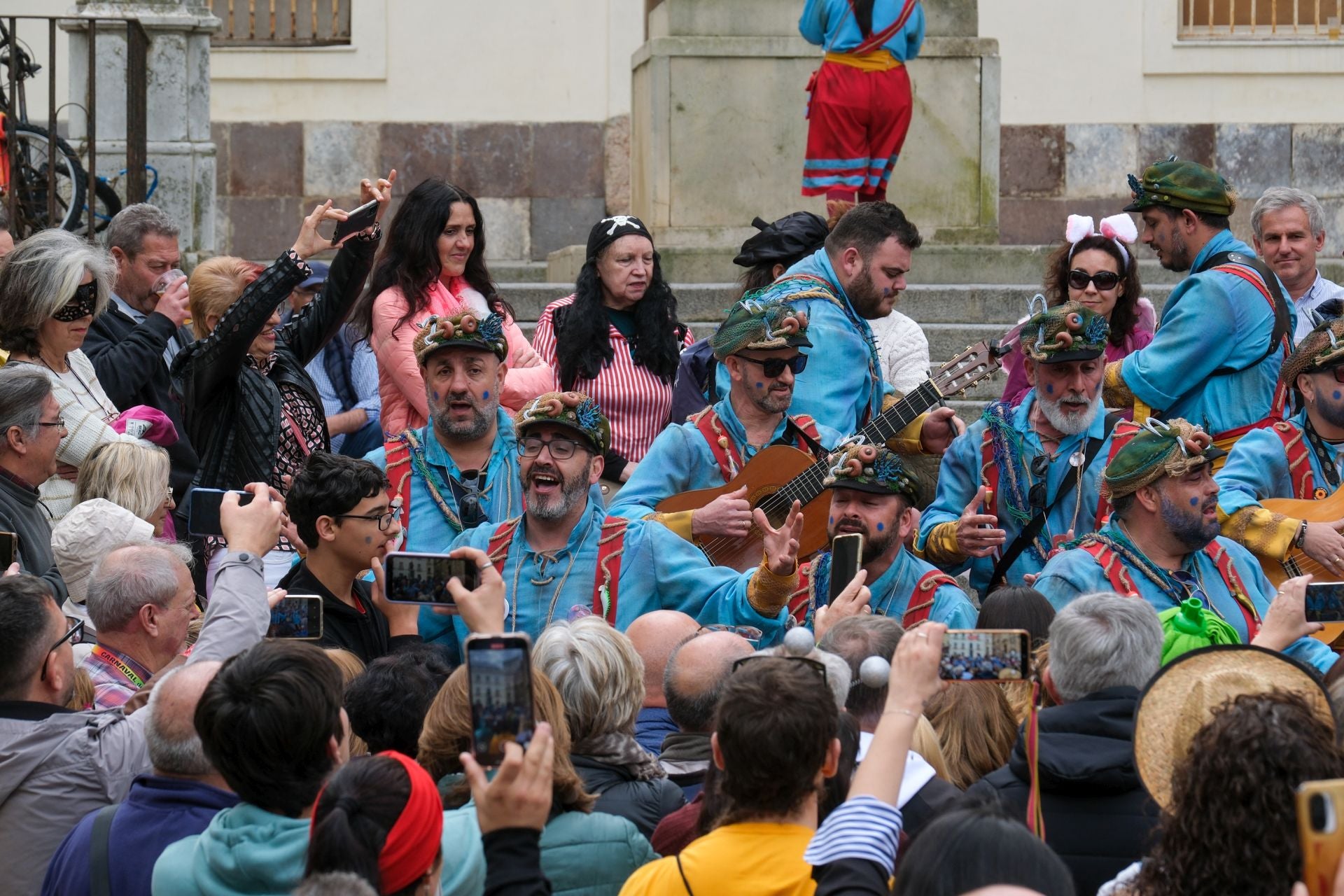 El ambiente del domingo de Carnaval, en imágenes