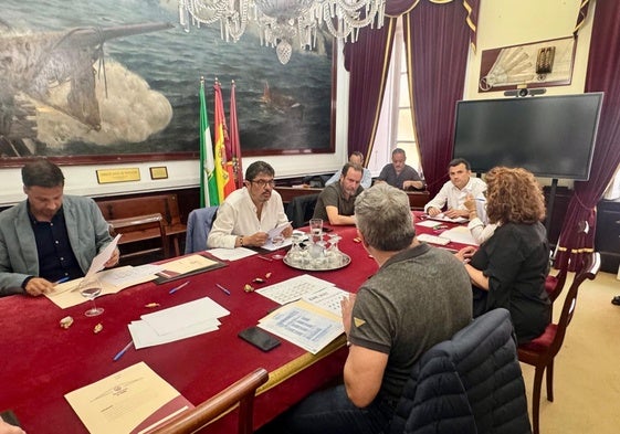 El Ayuntamiento de Cádiz estudiará las propuestas del Consejo de Participación para acortar el COAC