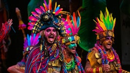 La comparsa de Javi Bohórquez y Raúl Cabrera y el posible fichaje de dos grandes voces del Carnaval de Cádiz
