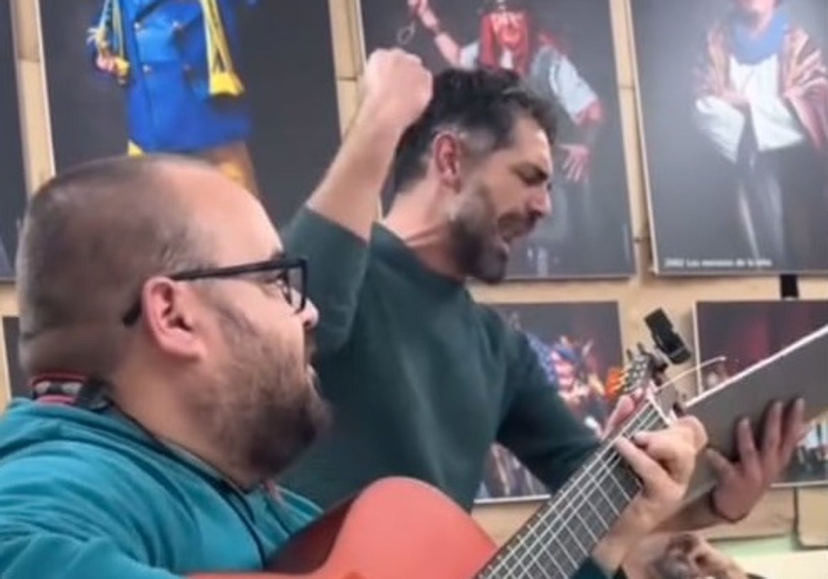 Así presentó Jesús Bienvenido el pasodoble dedicado a Caparrós a su grupo: «Qué barbaridad»