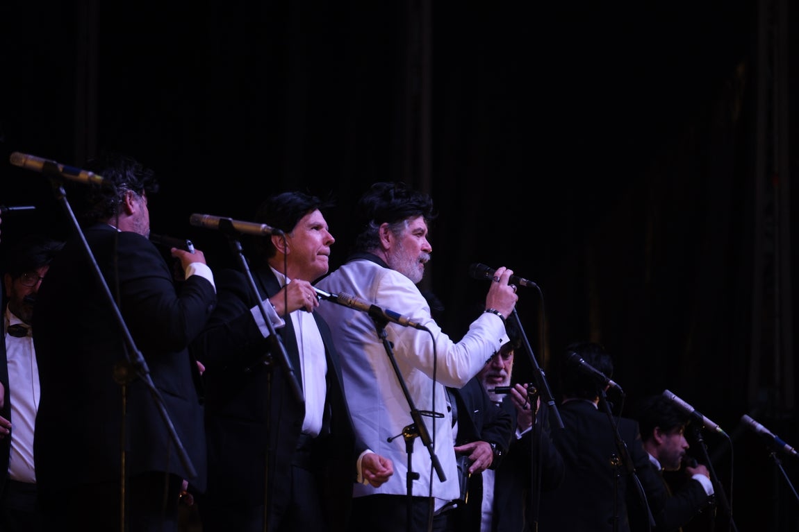 Mágica noche de Carnaval en Cádiz Music Stadium
