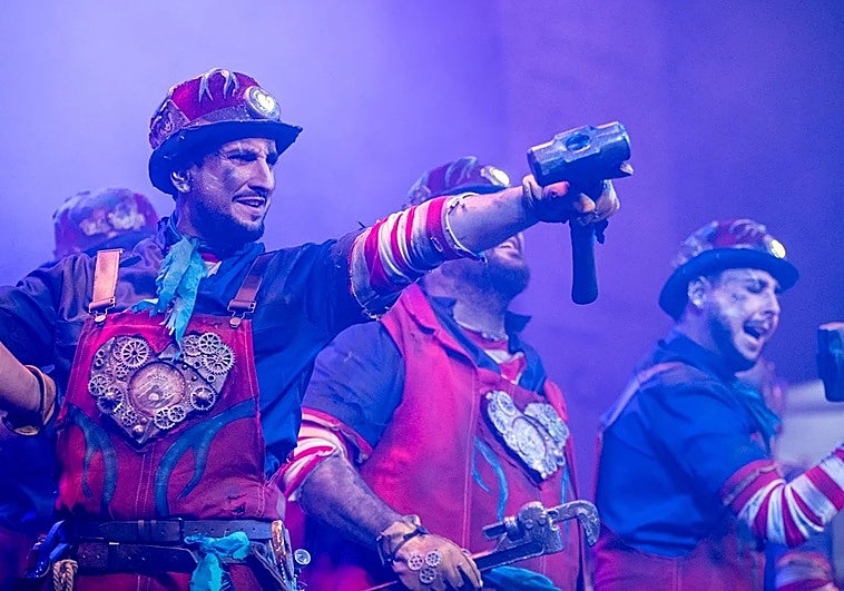 COAC 2026: siete agrupaciones inscritas para el concurso de adultos del próximo Carnaval de Cádiz