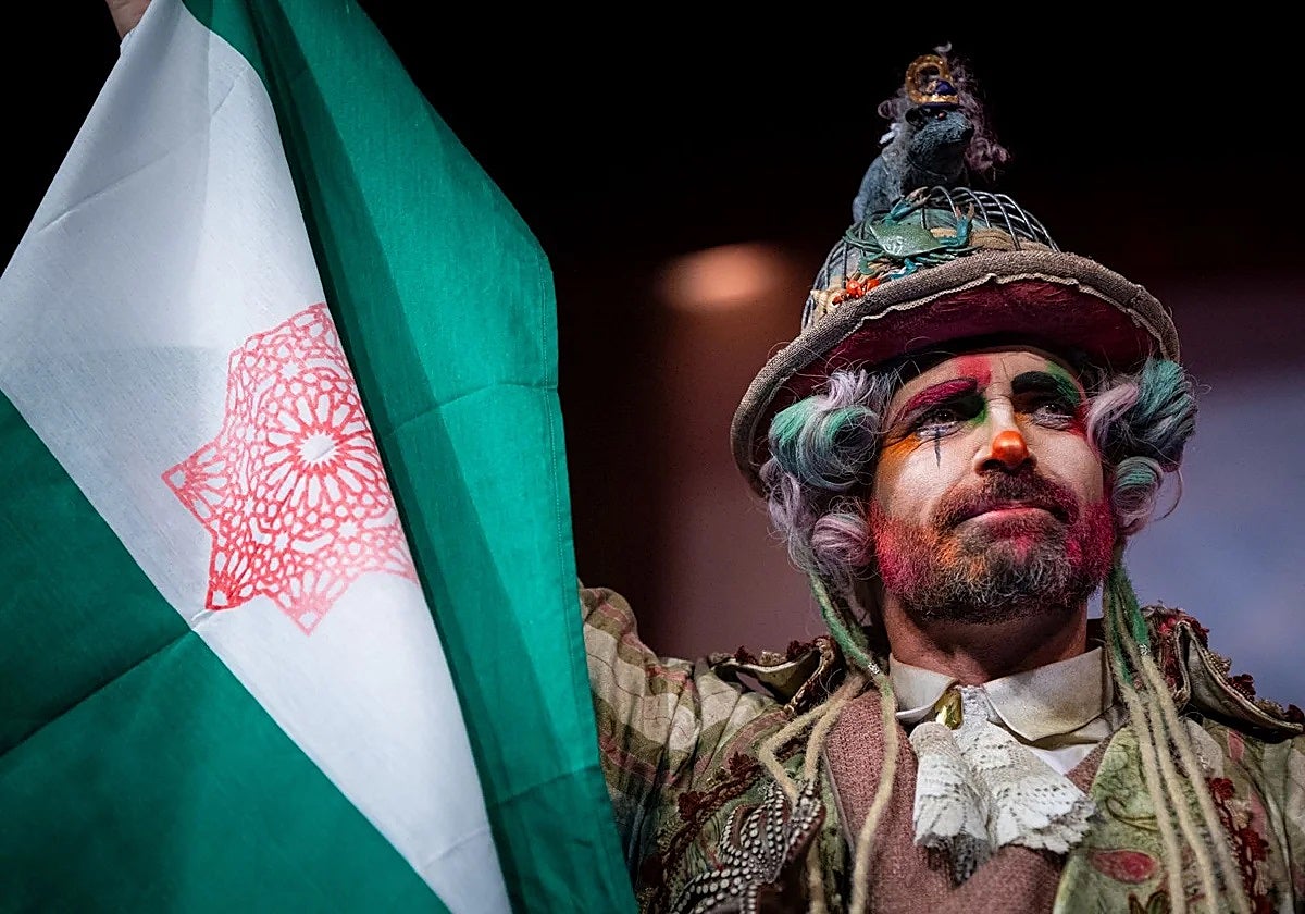 Jesús Bienvenido con el tipo de Las ratas en el COAC 2025