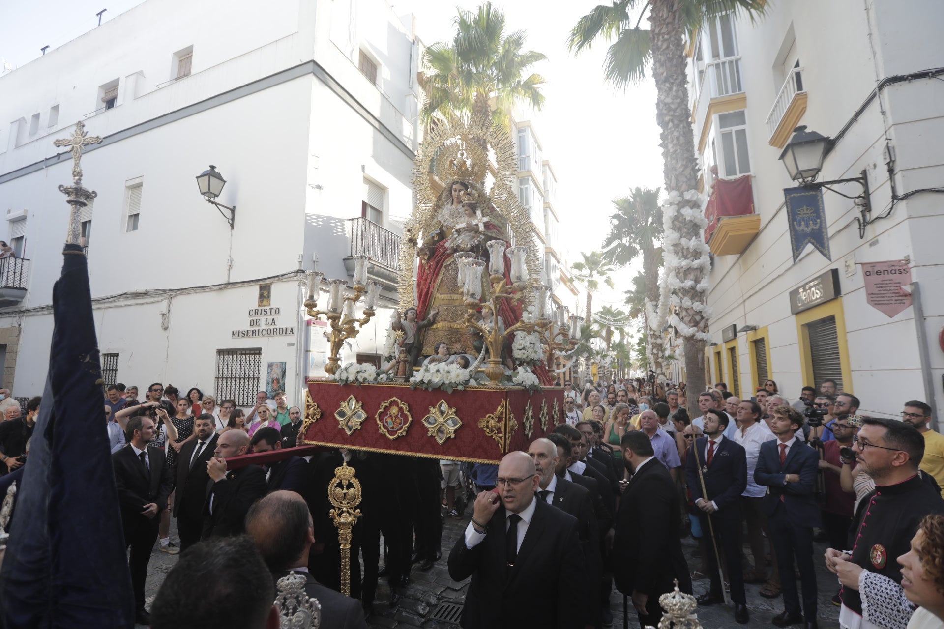 La Castrense vuelve a brillar restaurada y con sus imágenes