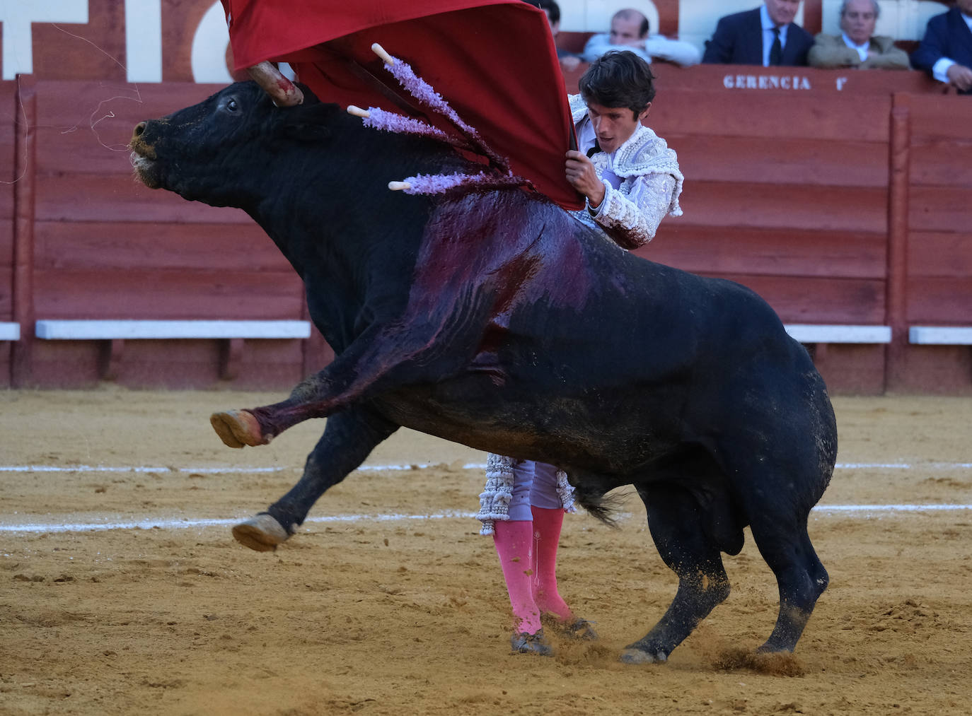 Fotos: la maravillosa faena de Morante en Jerez