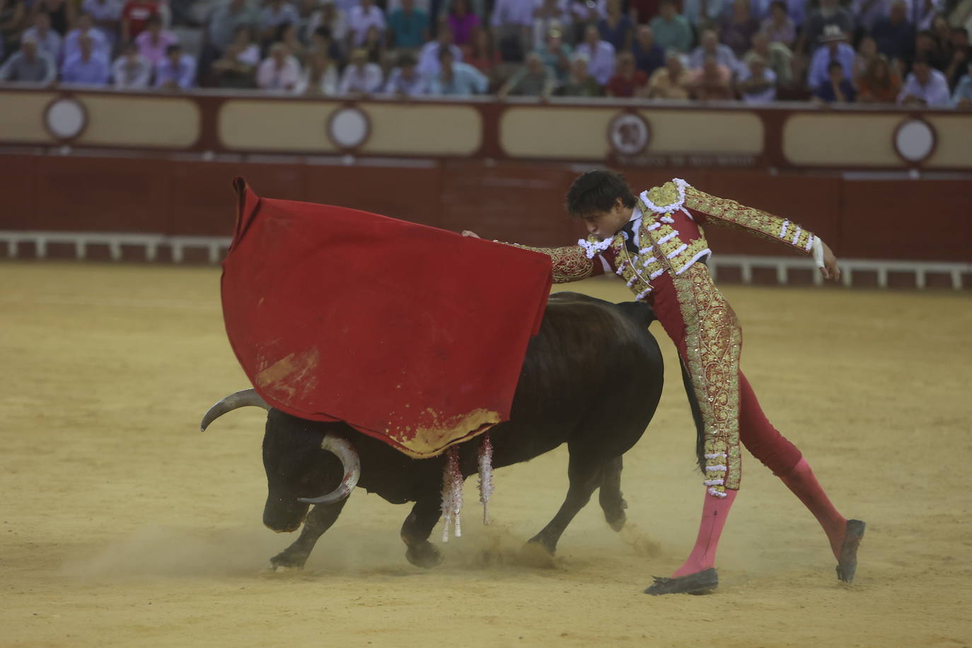 Fotos: Roca Rey sufre una cornada en la tarde de toros de El Puerto