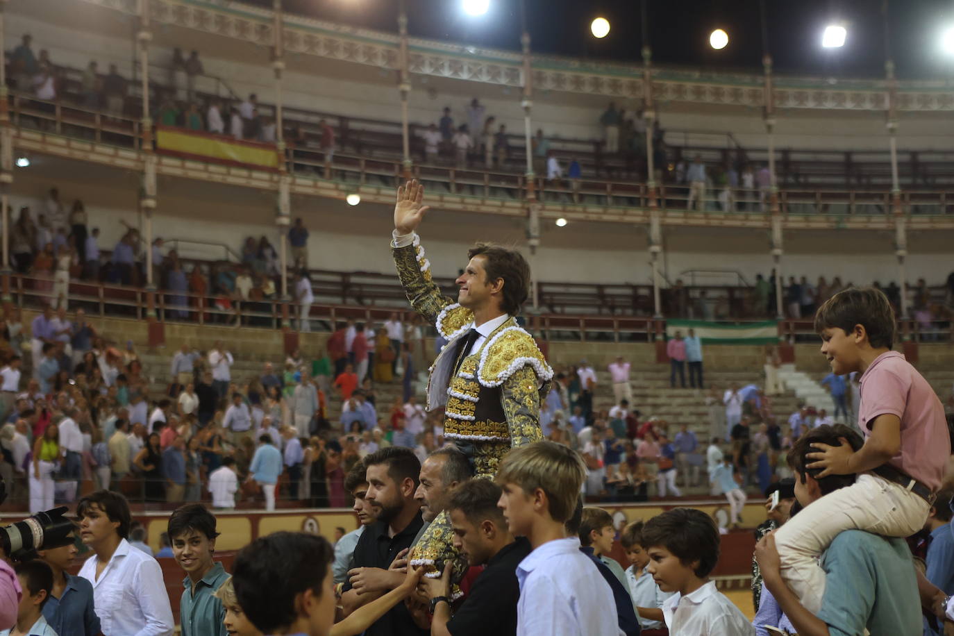 Fotos: Roca Rey sufre una cornada en la tarde de toros de El Puerto