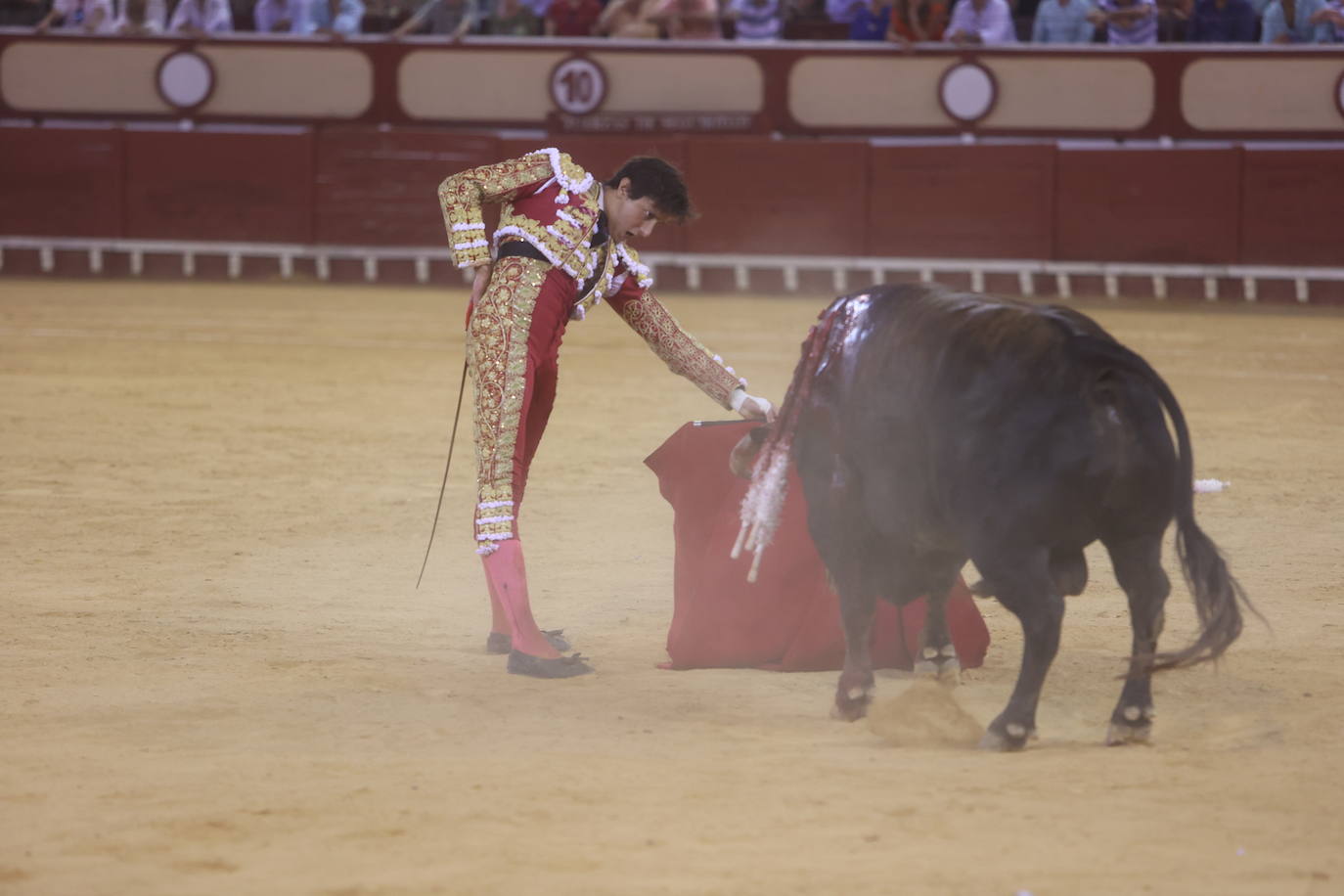 Fotos: Roca Rey sufre una cornada en la tarde de toros de El Puerto