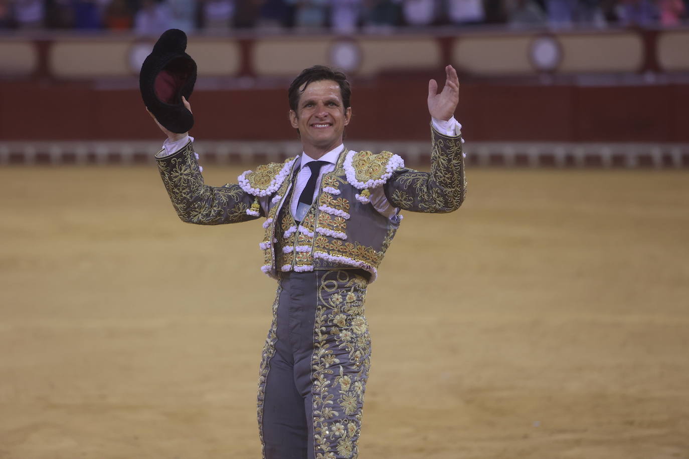 Fotos: Roca Rey sufre una cornada en la tarde de toros de El Puerto