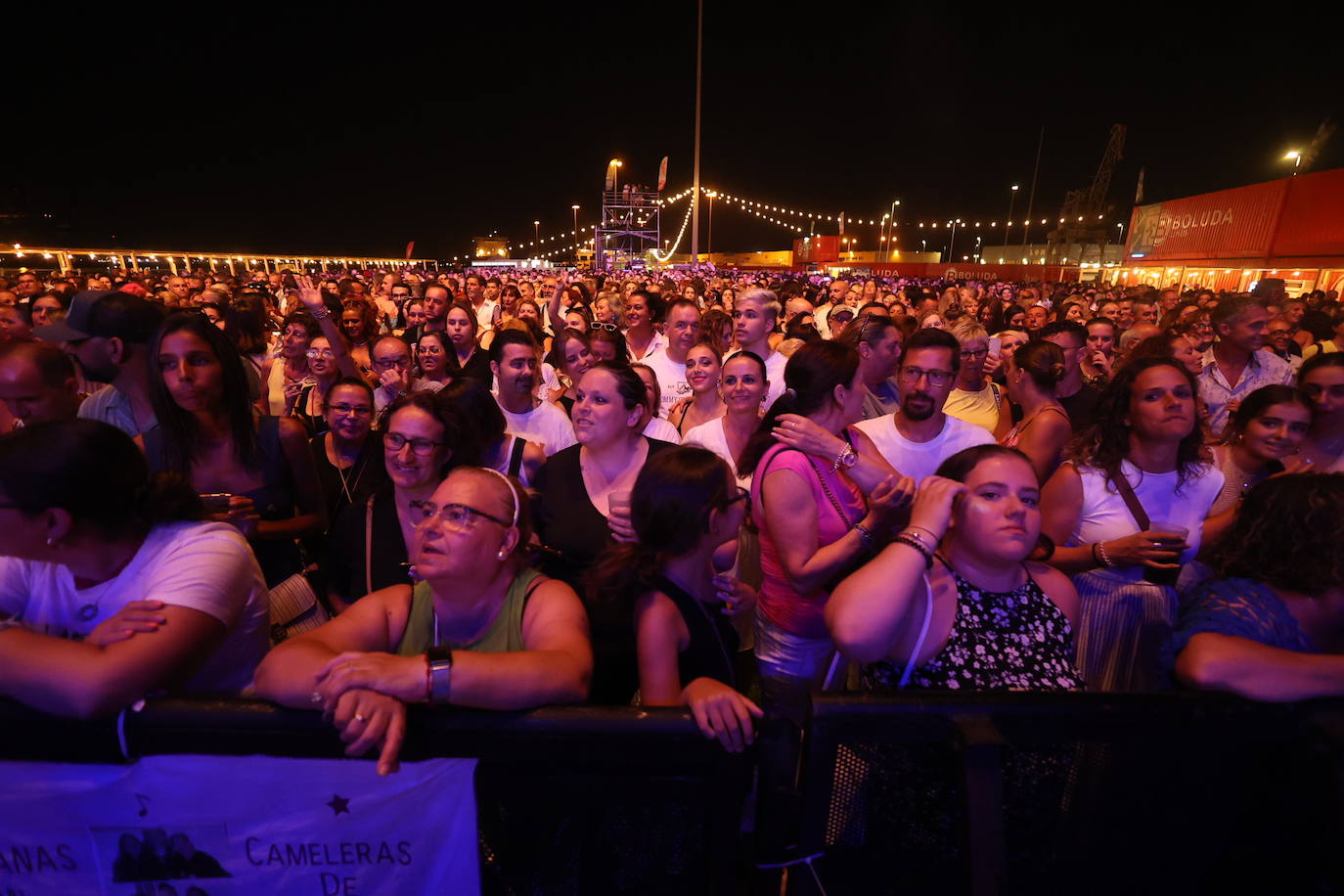 Fotos: Gran ambiente en el Muelle para disfrutar de Camela