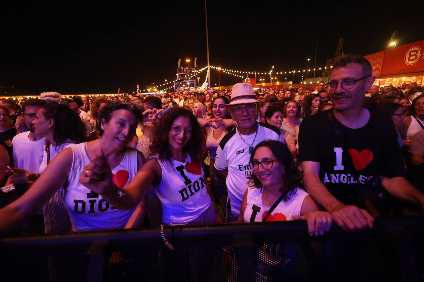 Fotos: Gran ambiente en el Muelle para disfrutar de Camela