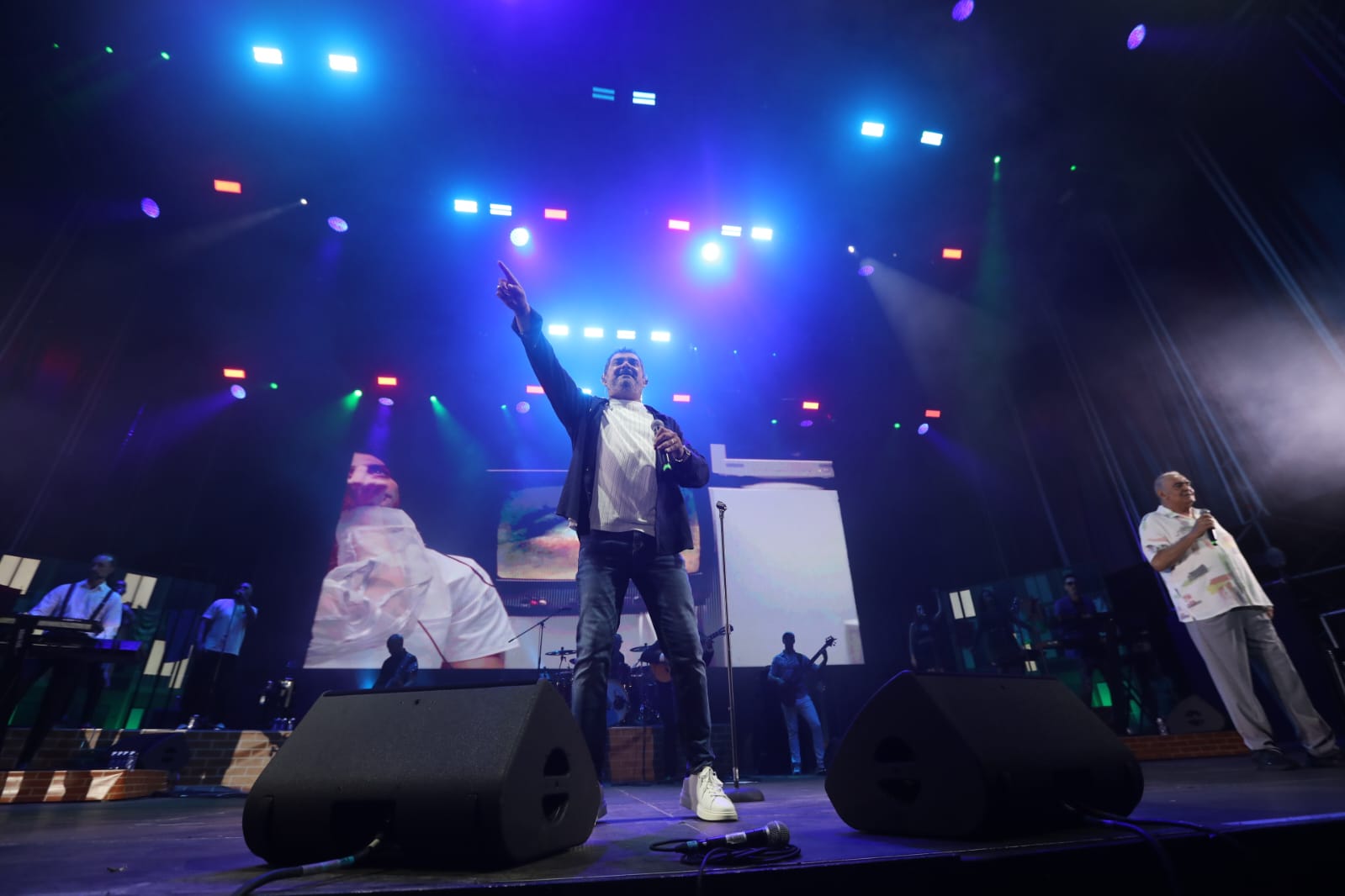 Fotos: Los grandes éxitos de Los Chichos triunfan en Concert Music Festival