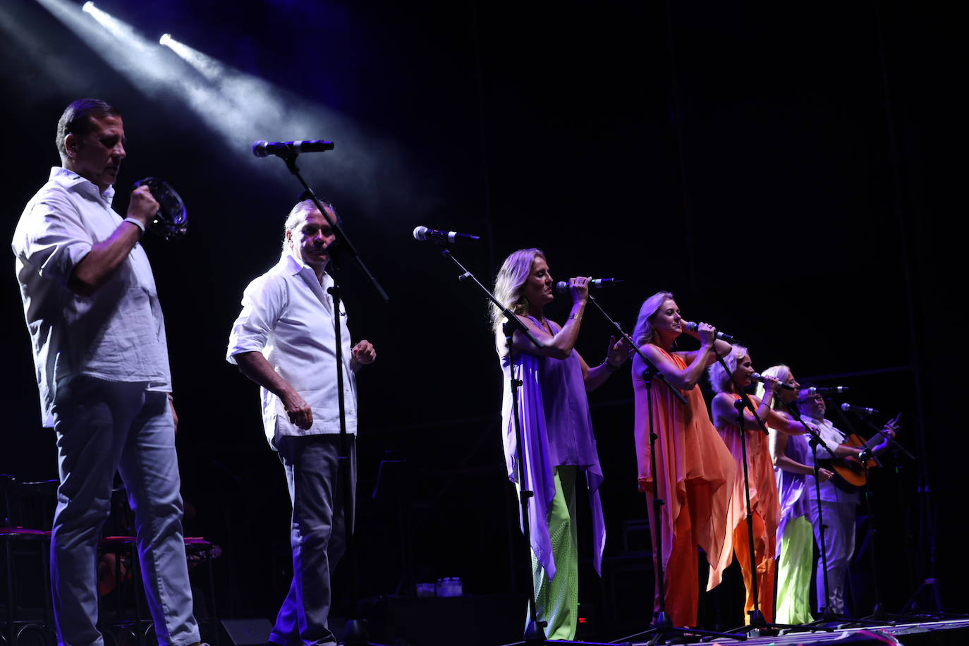 Fotos: Siempre Así ofrece sus canciones más emblemáticas en El Puerto