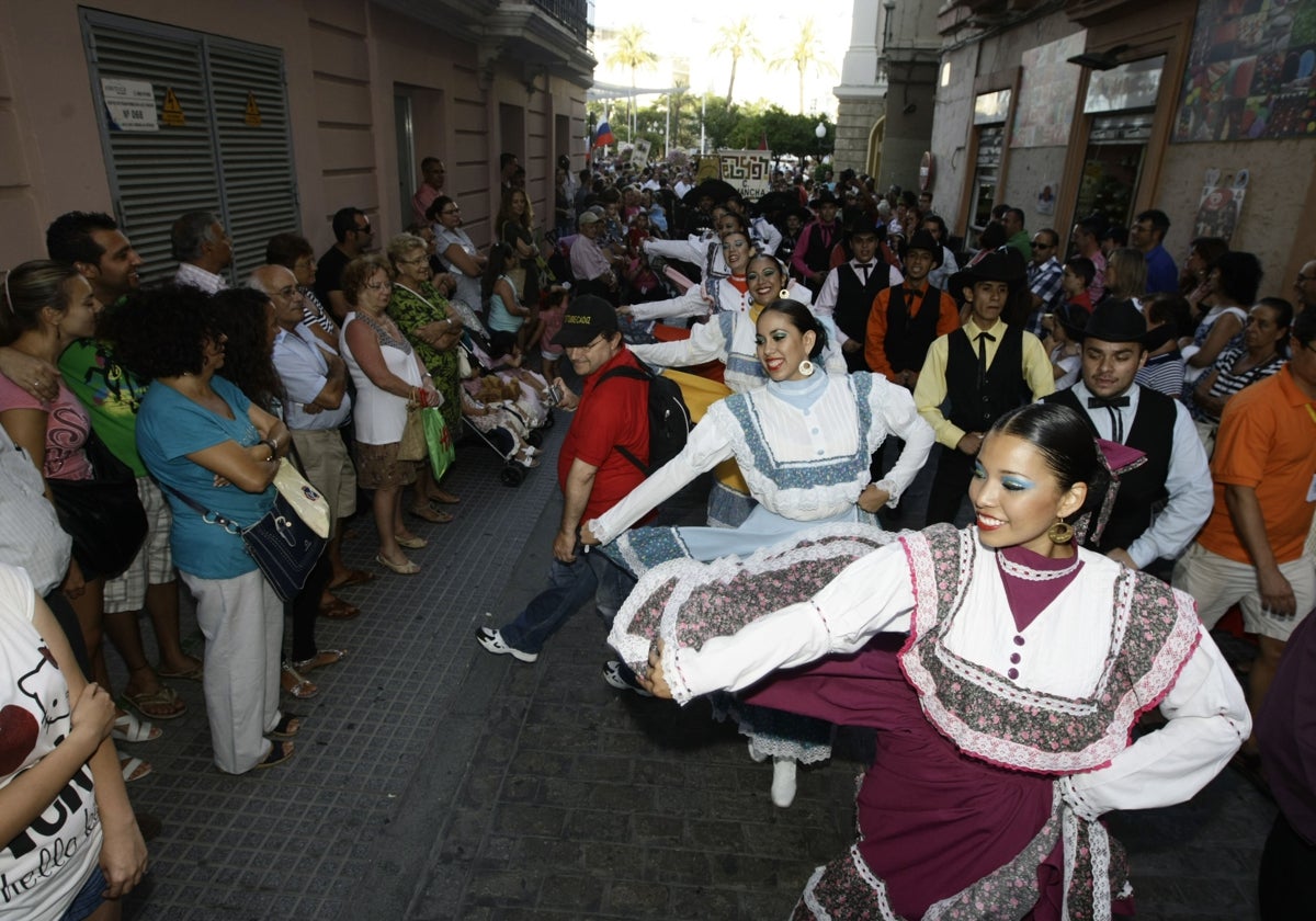 El Festival Internacional de Folklore, en 2011, en su último año.