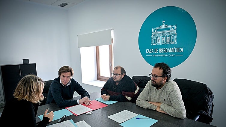 'Cuarto de cabales', de Antonio Lagares es el libro ganador del XIII Premio de Relatos Cortes de Cádiz