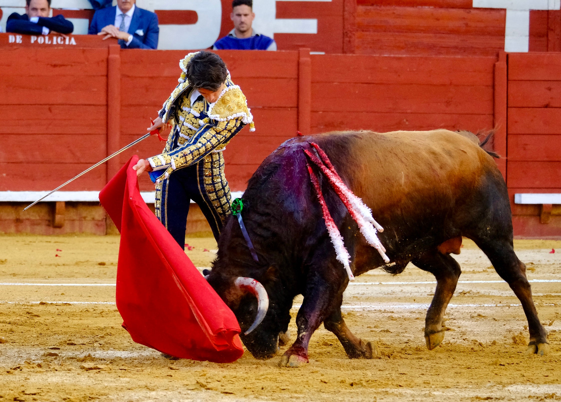 Las imágenes de la tarde de toros en Jerez