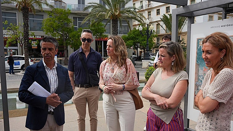 Cádiz saca a la calle sus tesoros documentales con motivo de la Semana Internacional de los Archivos