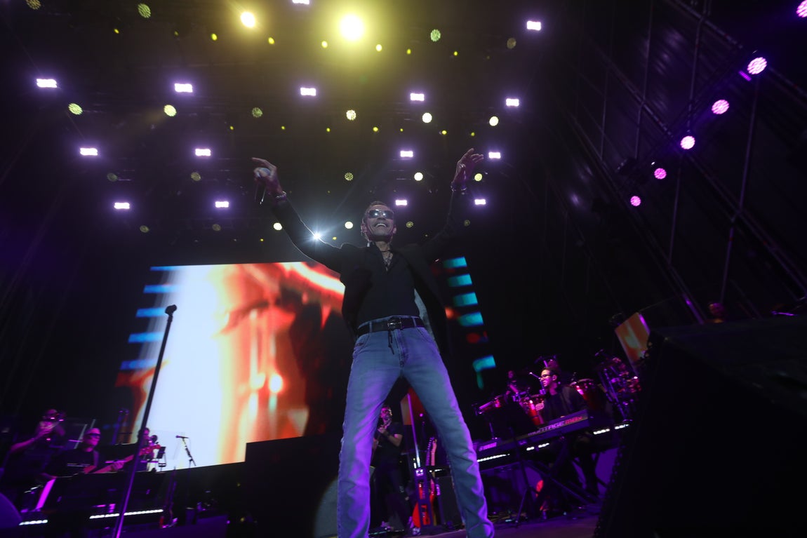 Marc Anthony sigue la estela de JLo en Cádiz