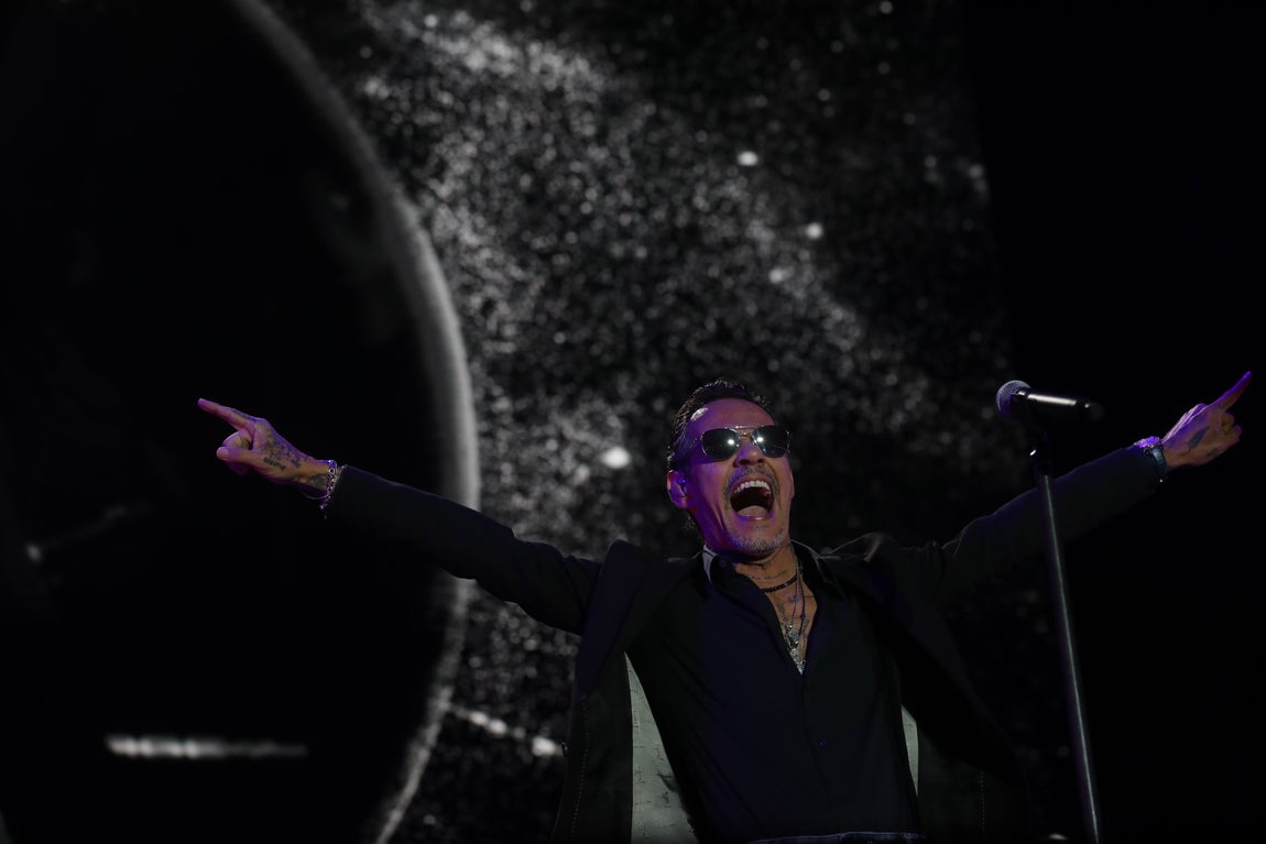 Marc Anthony sigue la estela de JLo en Cádiz