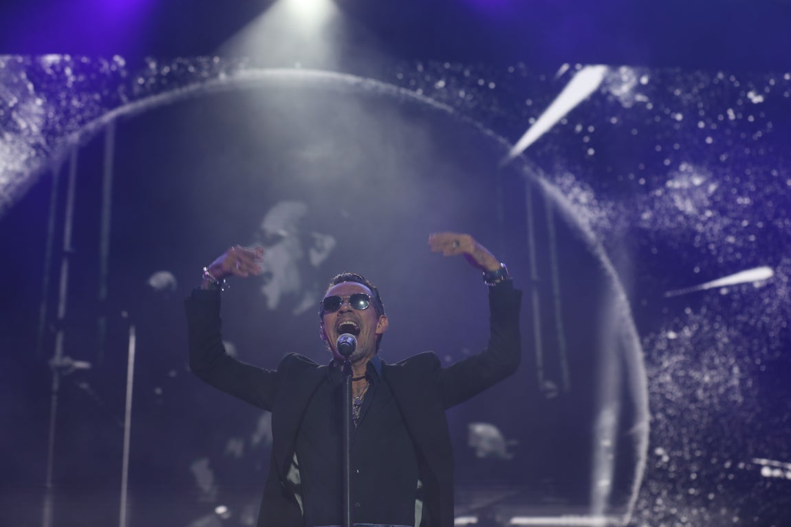 Marc Anthony sigue la estela de JLo en Cádiz