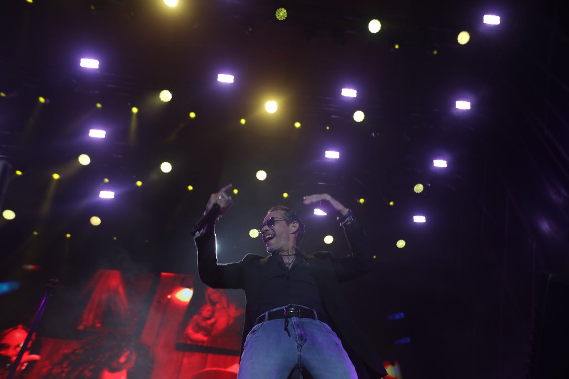 Marc Anthony sigue la estela de JLo en Cádiz