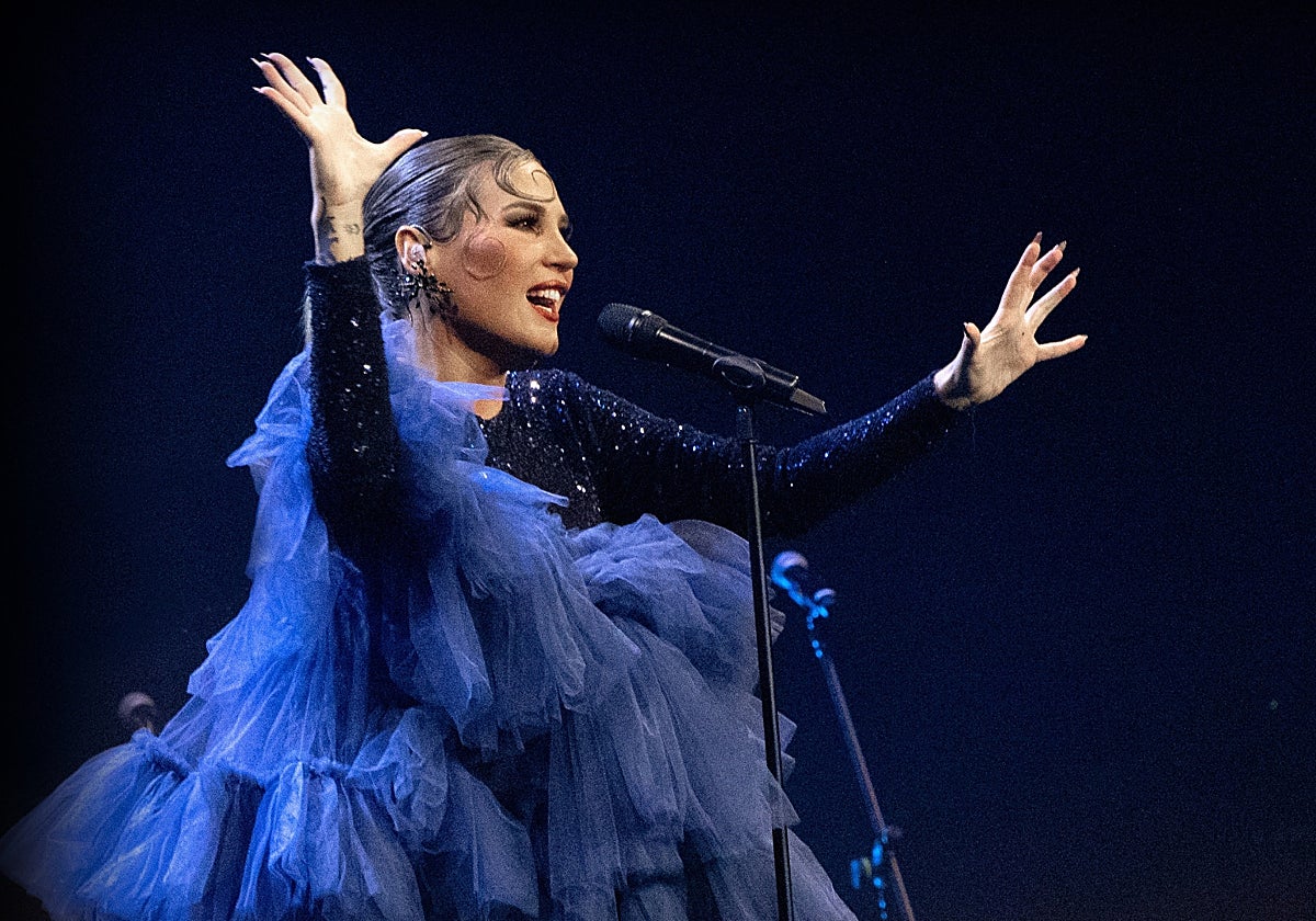 Laura Gallego: «La copla siempre puede estar de moda»