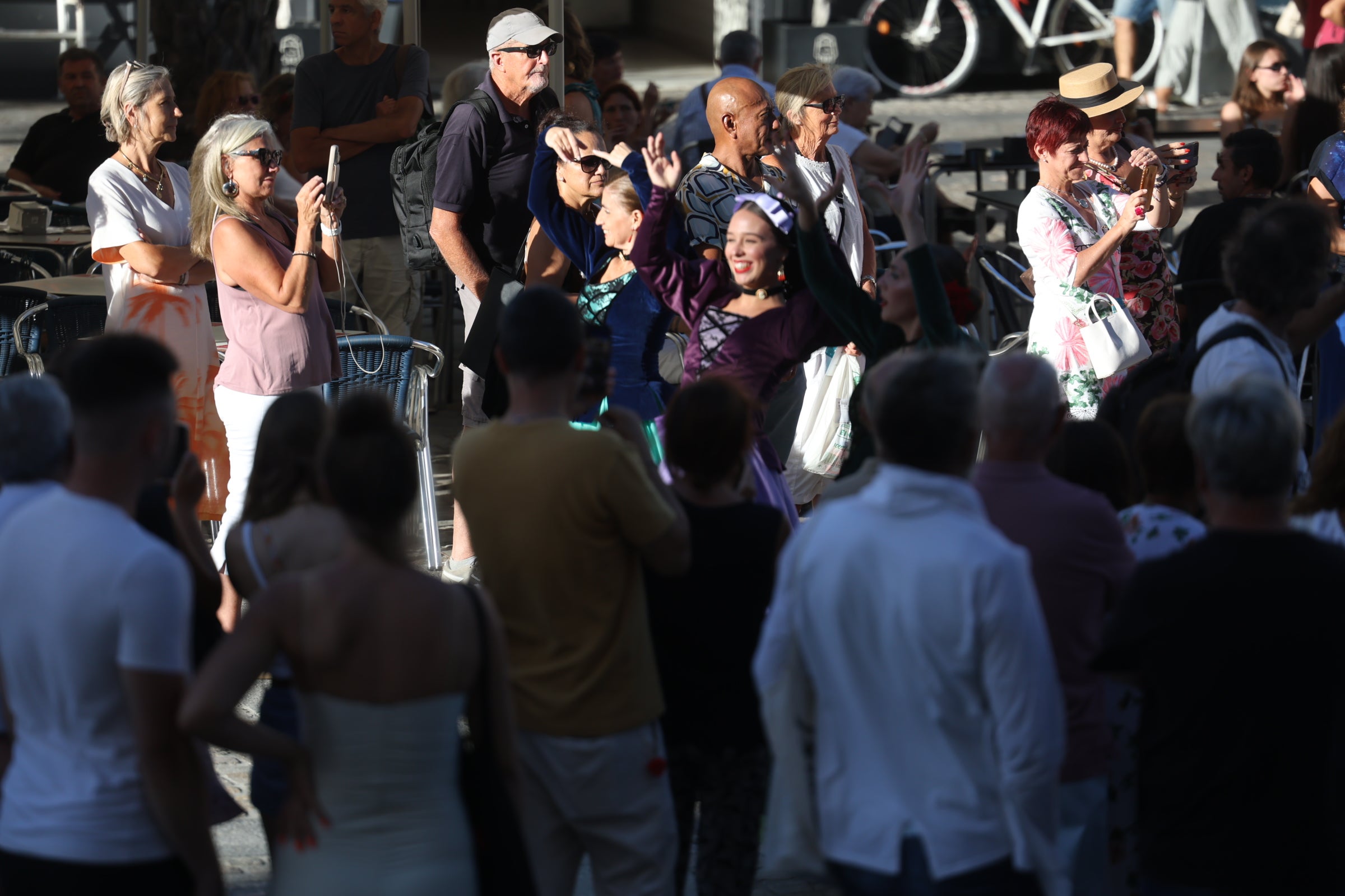 El Folklore regresa a Cádiz: tres décadas de cultura que vuelven a latir en la ciudad