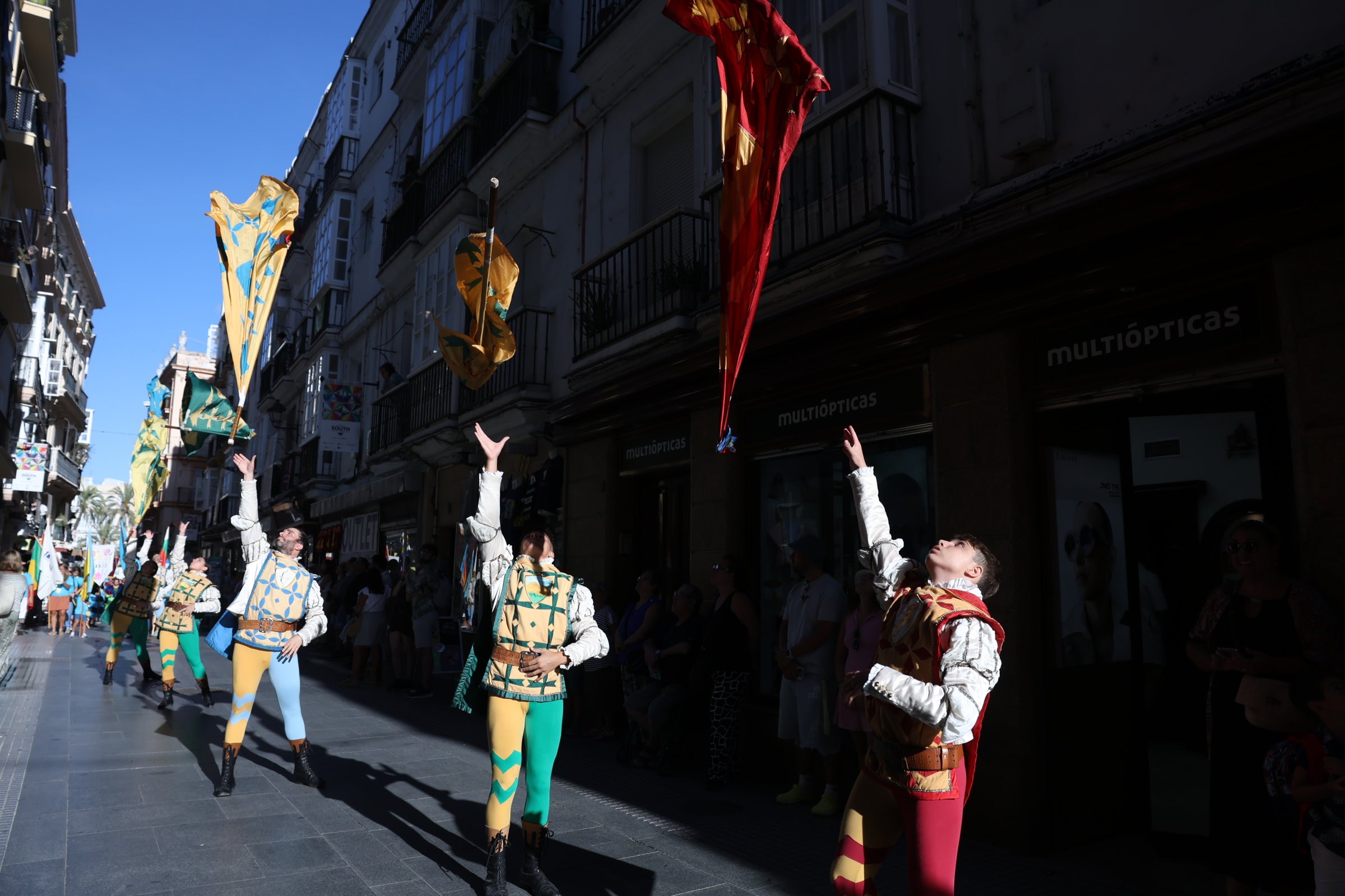 El Folklore regresa a Cádiz: tres décadas de cultura que vuelven a latir en la ciudad