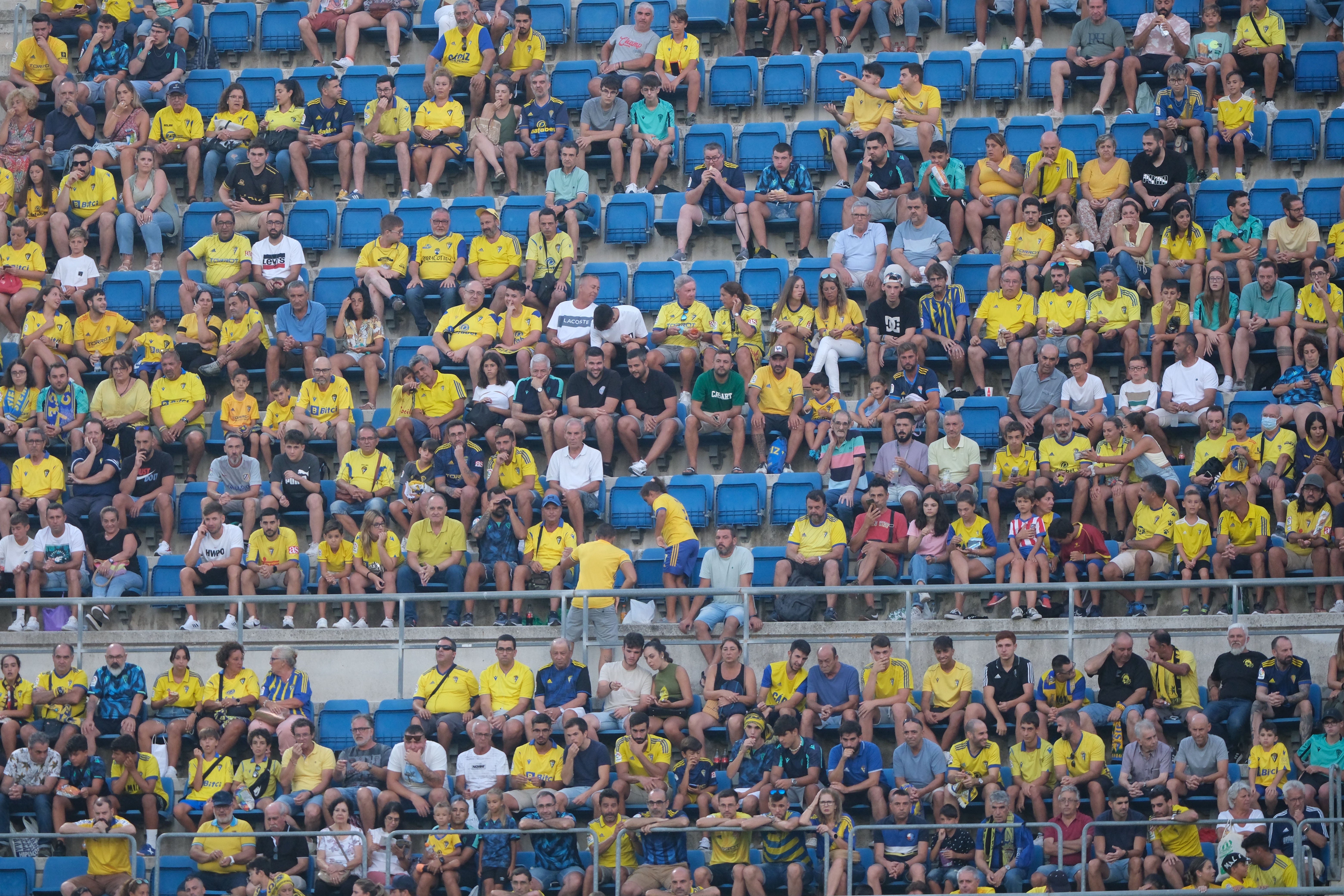 ¿Has estado en el Trofeo Carranza? Búscate en las gradas