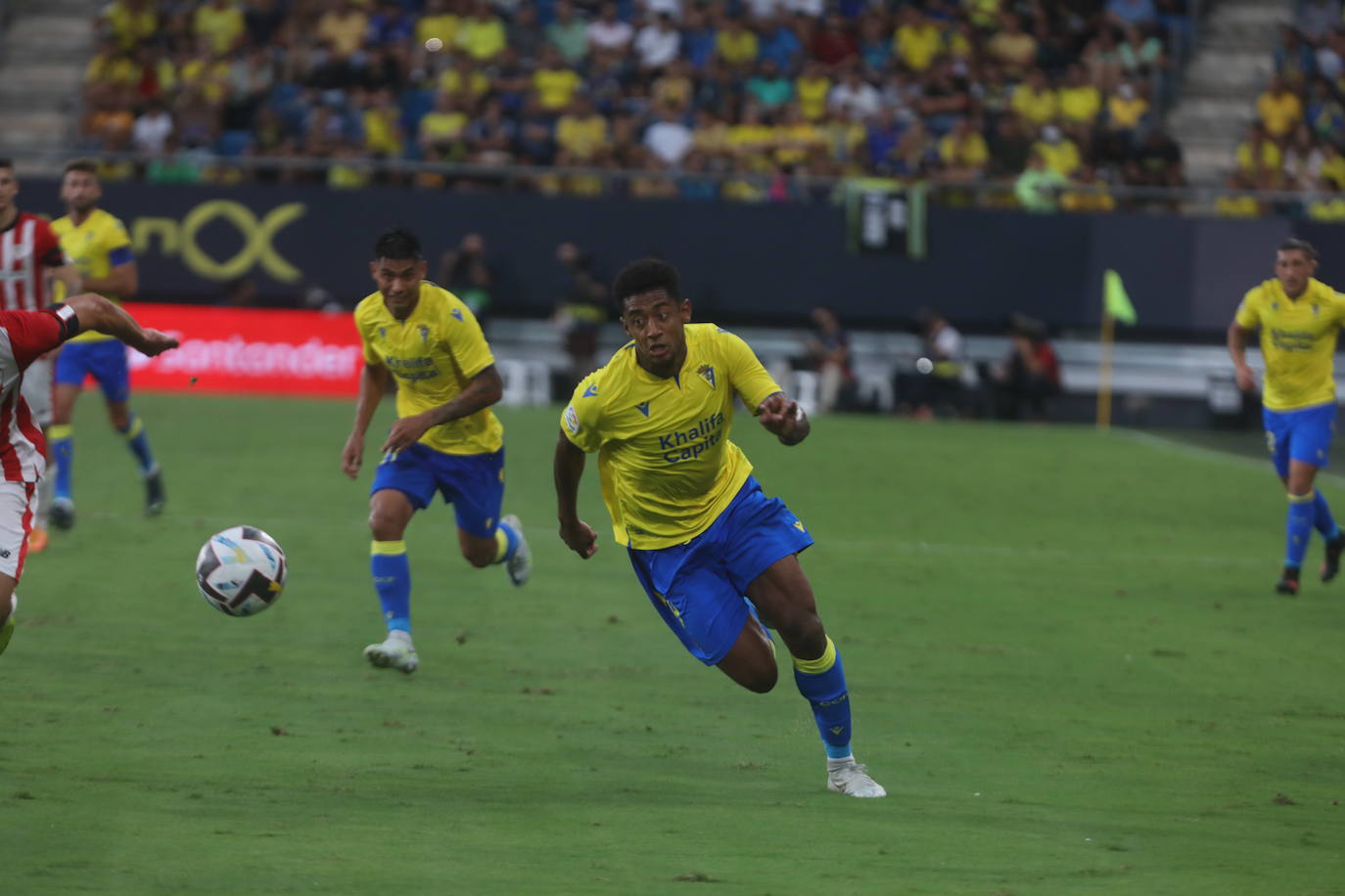 Las imágenes del partido Cádiz CF-Athletic de Bilbao en Carranza