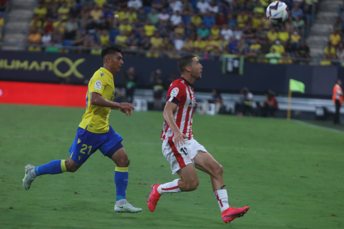 Las imágenes del partido Cádiz CF-Athletic de Bilbao en Carranza