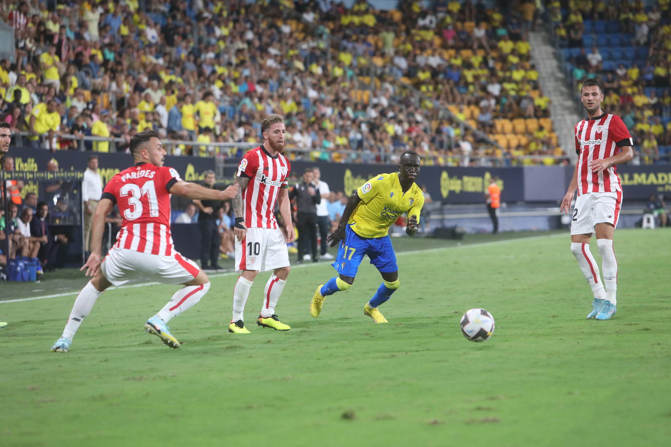 Las imágenes del partido Cádiz CF-Athletic de Bilbao en Carranza