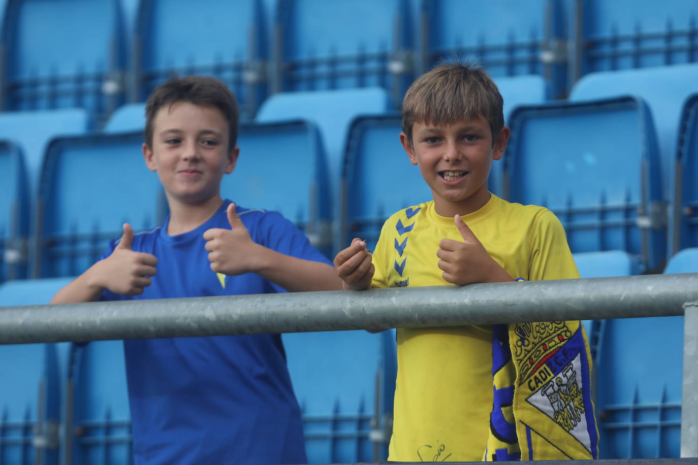 Búscate en las gradas de Carranza en el Cádiz - Athletic de Bilbao