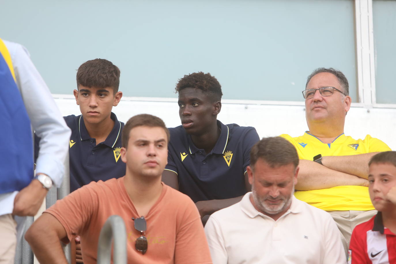 Búscate en las gradas de Carranza en el Cádiz - Athletic de Bilbao