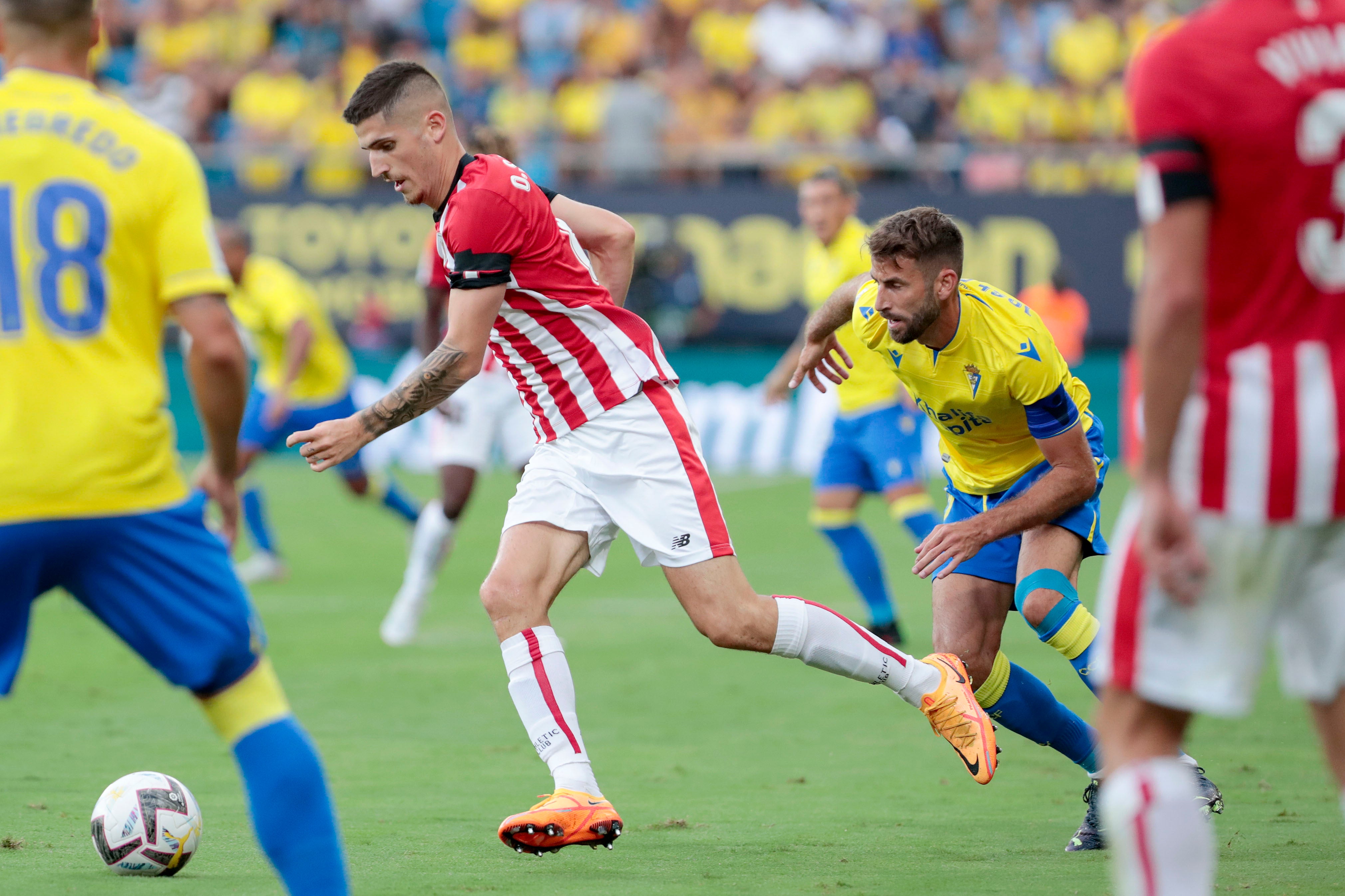 Las imágenes del partido Cádiz CF-Athletic de Bilbao en Carranza