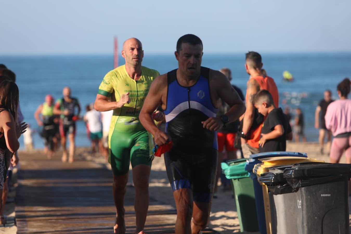 Búscate en el XXV Triatlón Villa de Rota 2022