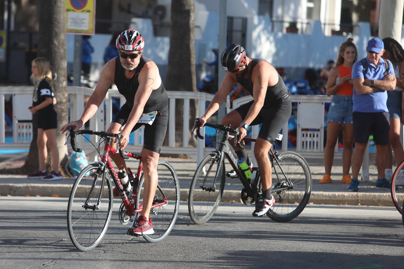 Búscate en el XXV Triatlón Villa de Rota 2022