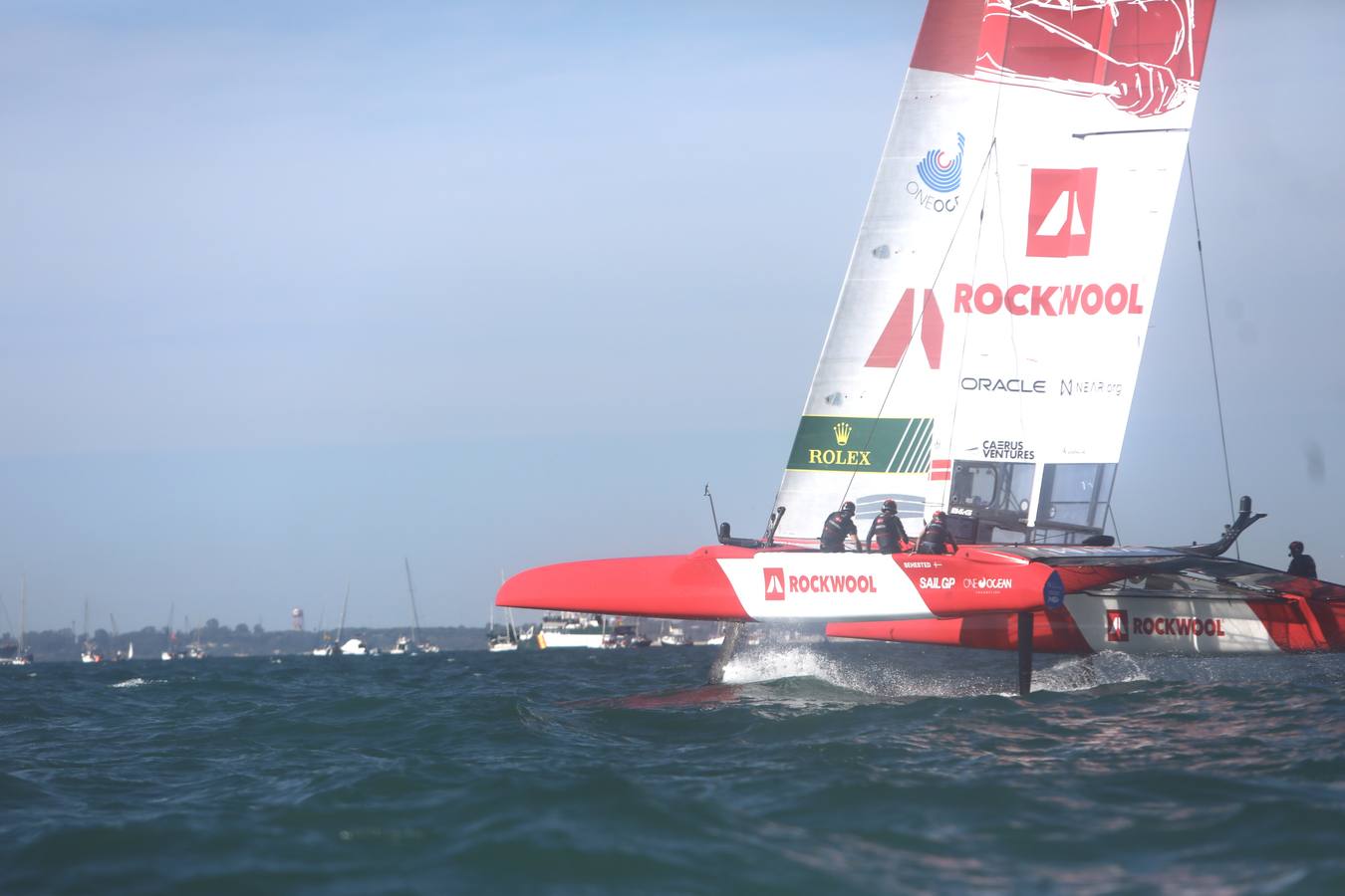 Disfruta de las mejores imágenes del primer día de SailGP en Cádiz